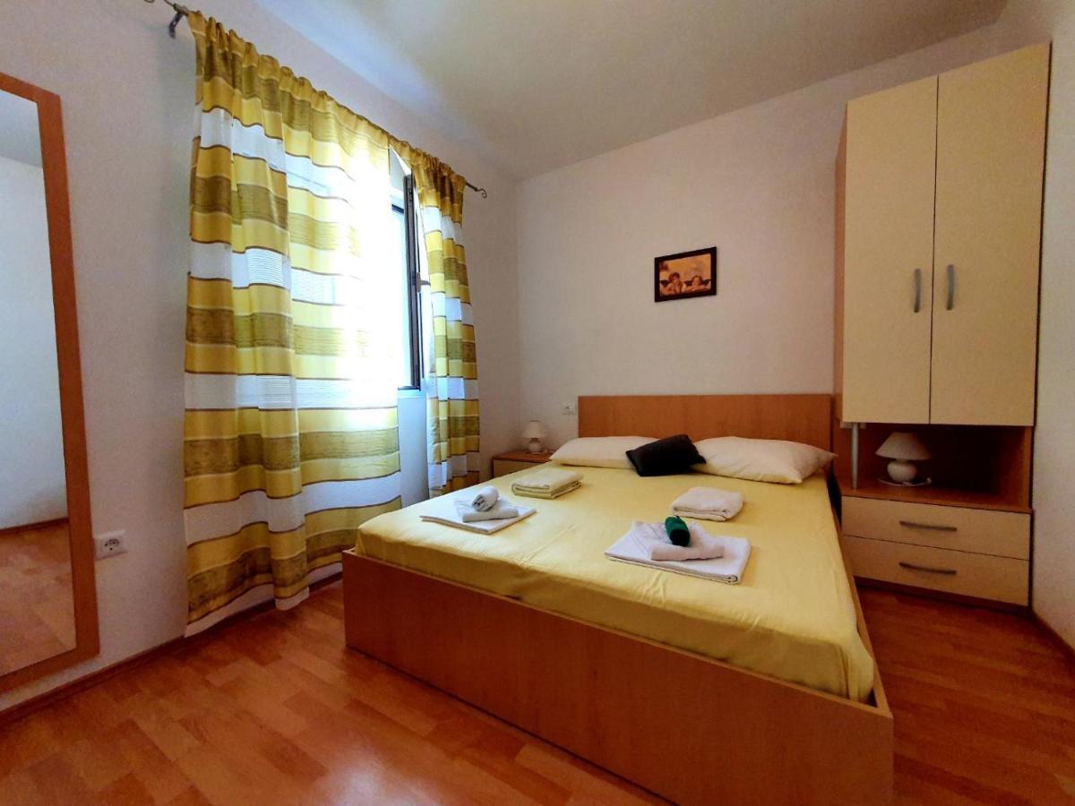 Apartments Tri Sestrice Sveta Nedelja  Exteriér fotografie